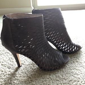 Vince Camuto heels